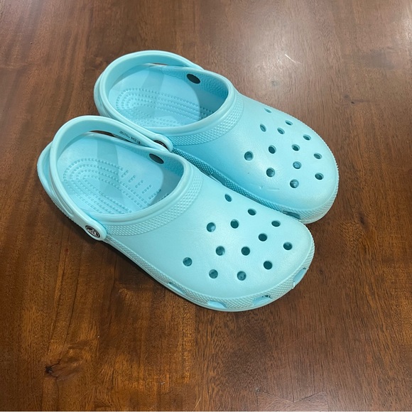Crocs Classic Clogs Size 10 - Picture 2 of 7